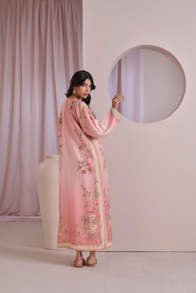 Why a Kaftan Dress is a Must-Have in Your Wardrobe