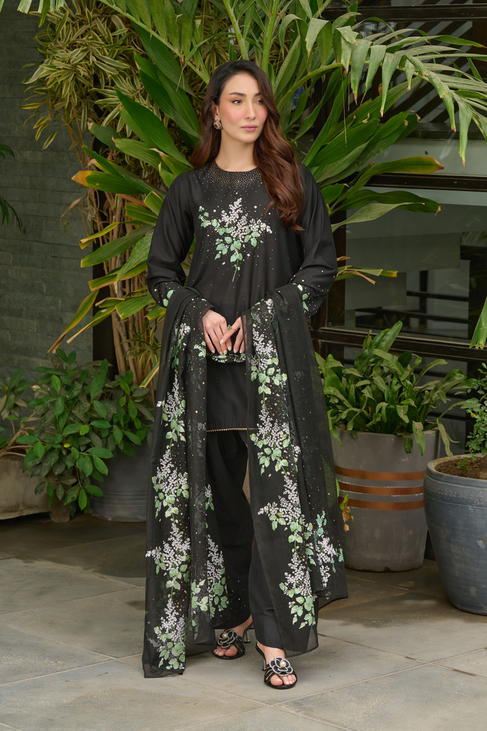 Why Cocoon.pk Is the Best Women’s Clothing Brand in Pakistan