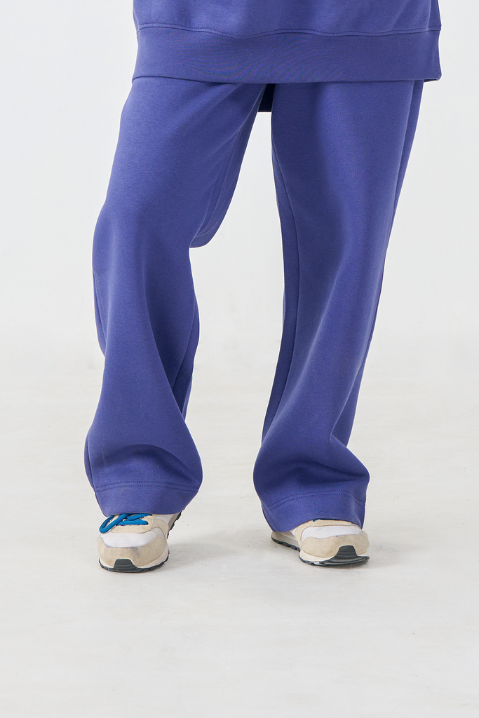 Cozy Fleece Straight-Leg Trousers (Deep Blue)