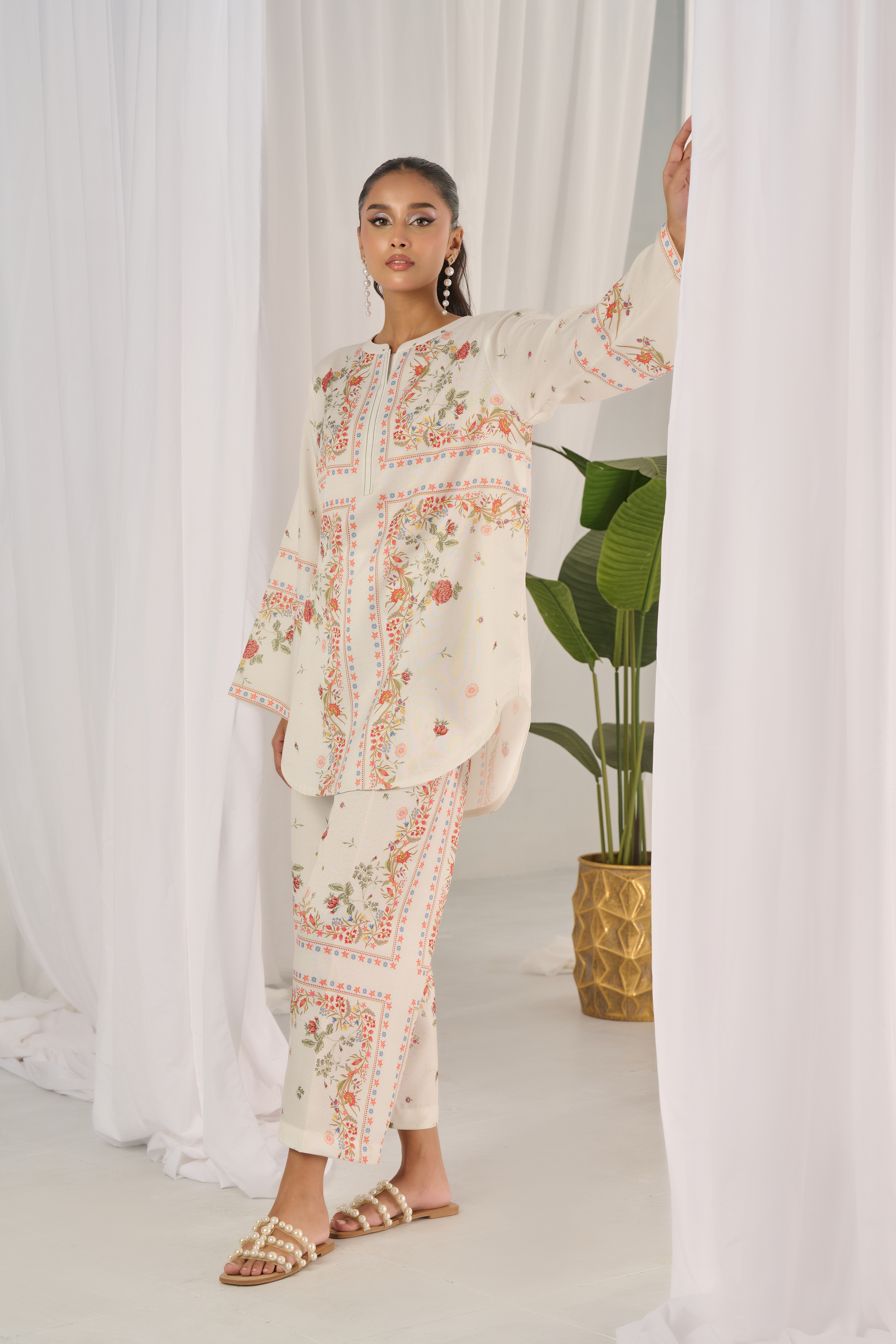 Ecru Resort | 2-Piece