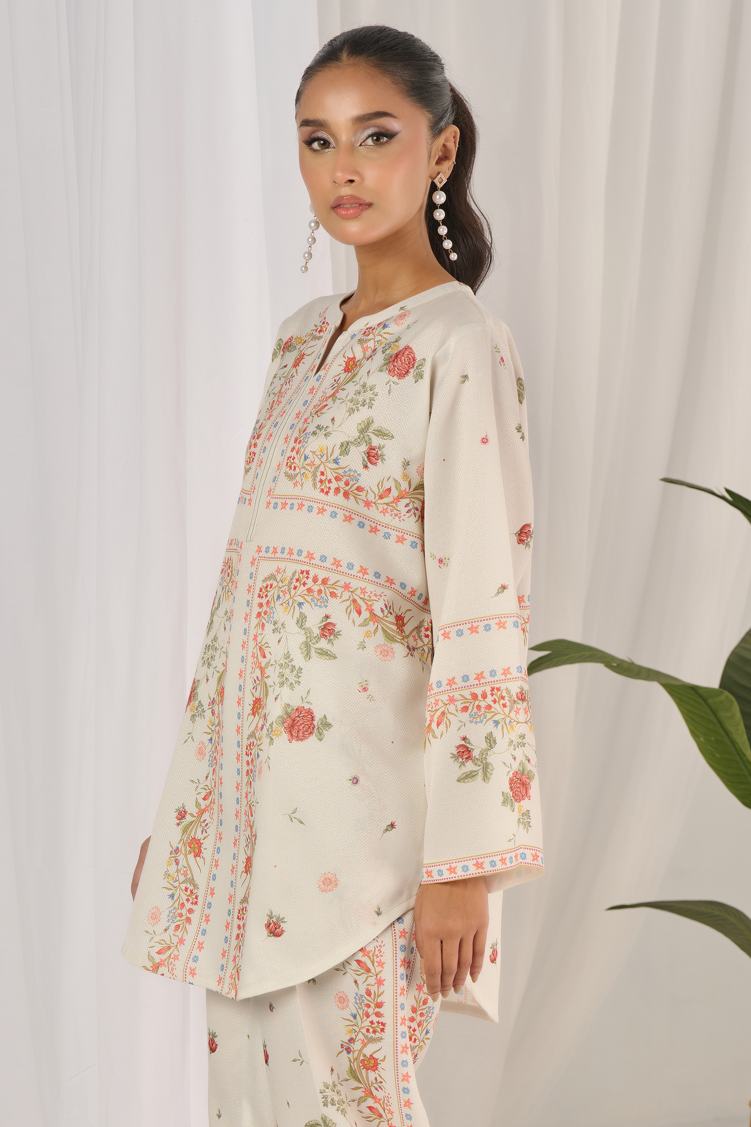 Ecru Resort | 2-Piece