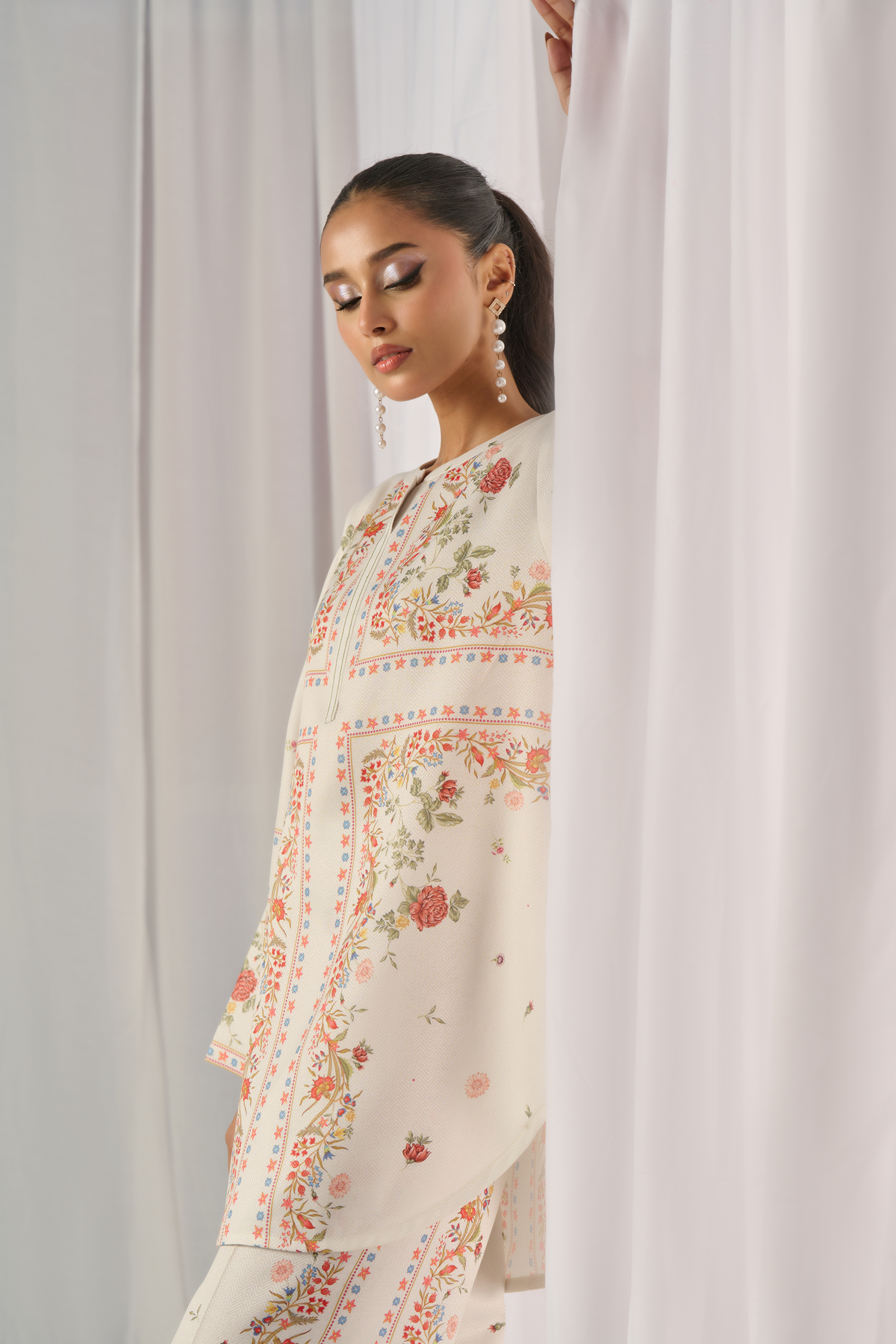 Ecru Resort | 2-Piece