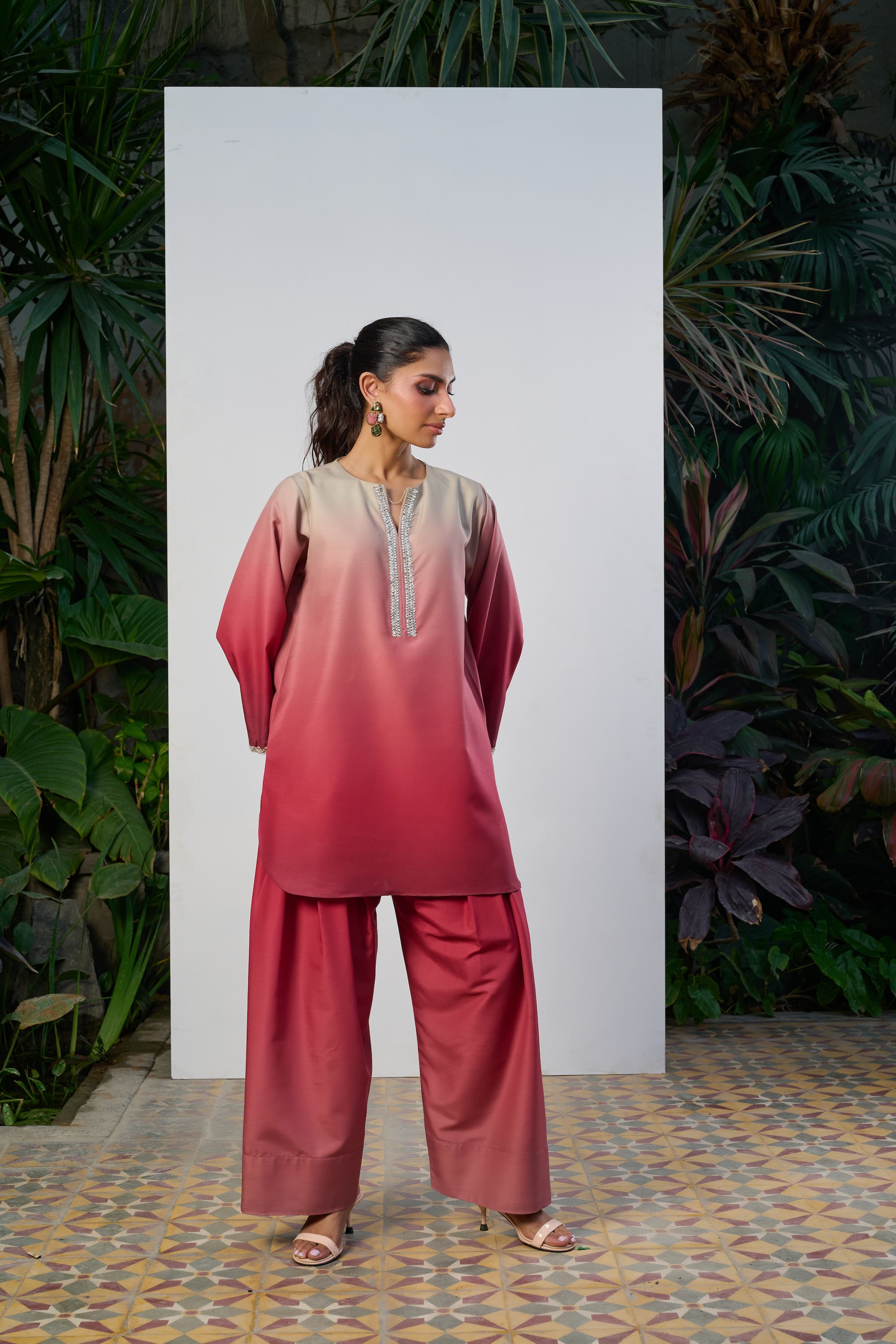 Surkh 2-Piece